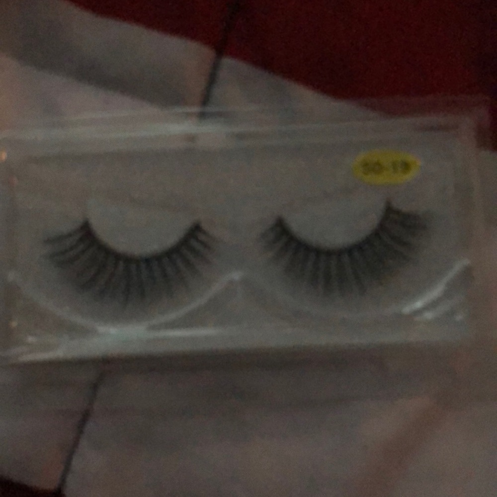 reusable minks